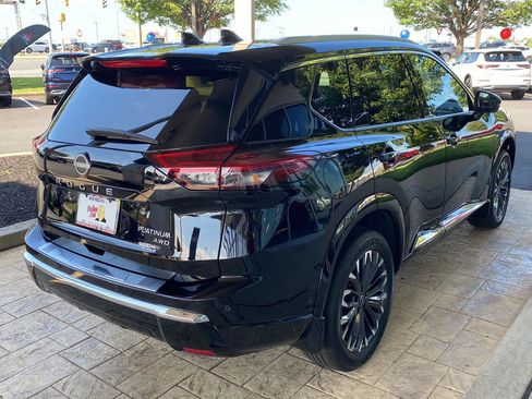 Used 2026 Nissan Rogue Platinum w/ Tech Package AWD/4WD image 7