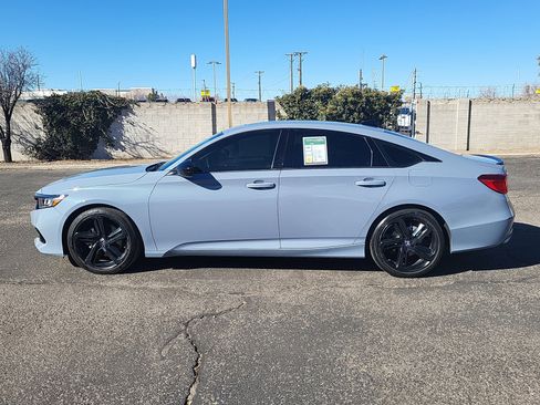 Used 2022 Honda Accord Sport image 4