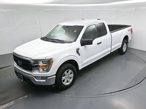 Certified 2021 Ford F150 XLT w/ Equipment Group 301A Mid image 32