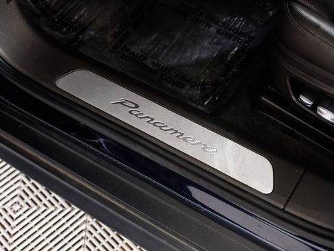 Used 2021 Porsche Panamera image 37