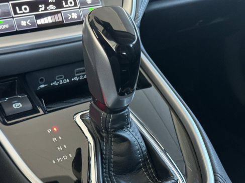 Used 2025 Subaru Outback Onyx Edition image 22