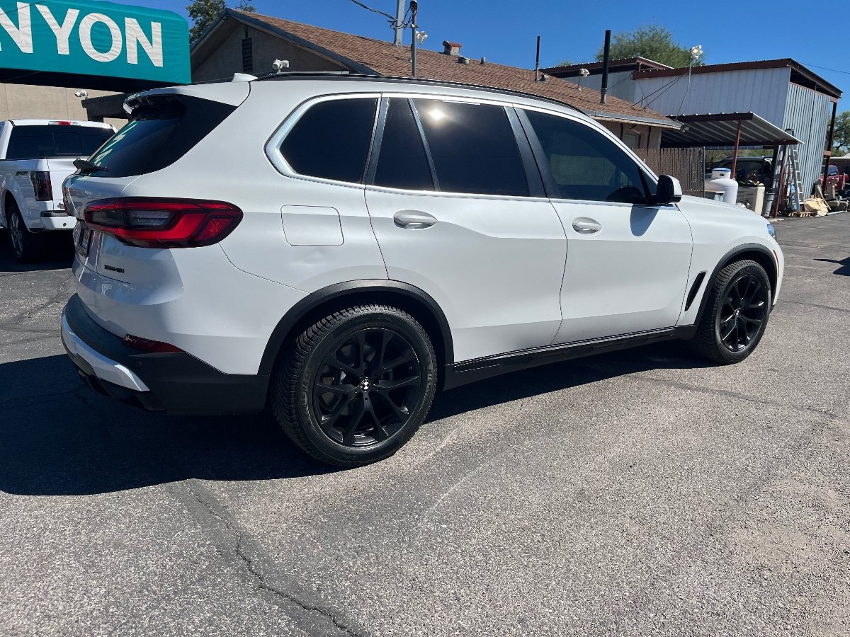Used 2019 BMW X5 xDrive40i w/ Convenience Package AWD/4WD image 4