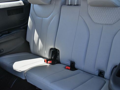 Used 2021 Hyundai Palisade SEL w/ Premium Package image 42