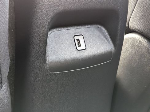 Used 2022 Nissan Sentra SV FWD image 18