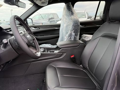 New 2026 Jeep Grand Cherokee Limited image 12