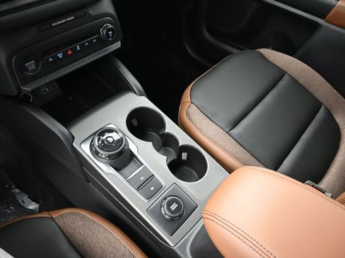 New 2025 Ford Bronco Sport Outer Banks w/ Outer Banks Tech Package+ AWD/4WD image 28