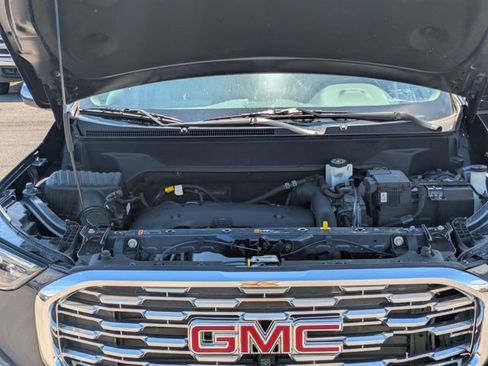 Used 2018 GMC Terrain Denali w/ Advanced Safety Package AWD/4WD image 27