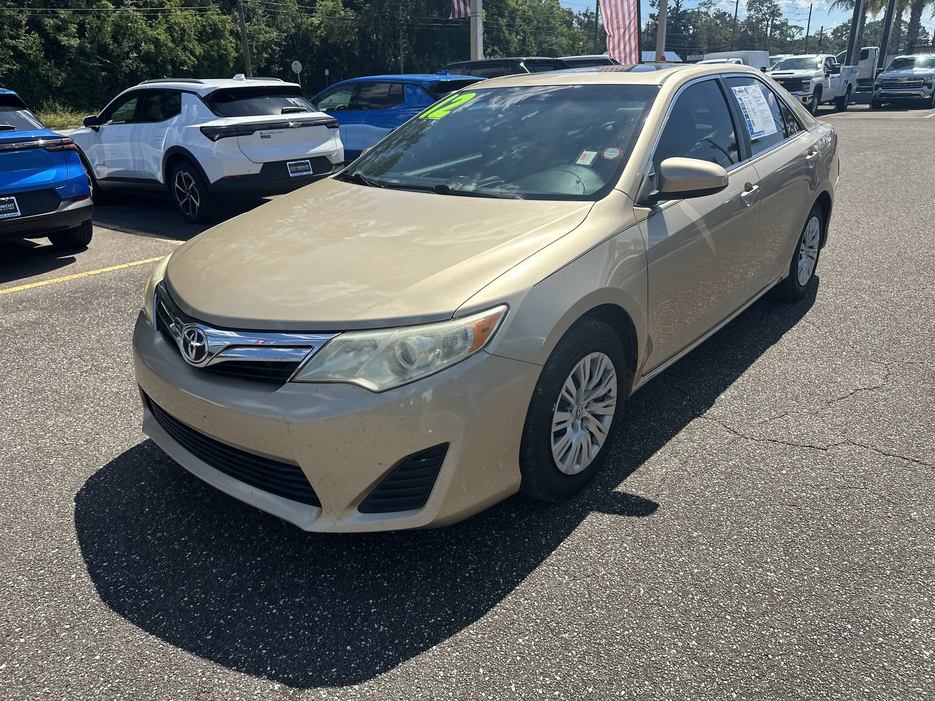 Used 2012 Toyota Camry LE FWD image 12