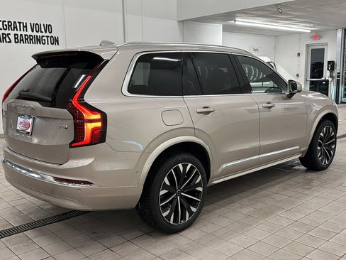 New 2026 Volvo XC90 T8 Plus w/ Protection Package Premier image 5