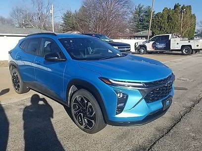 Certified 2025 Chevrolet Trax RS w/ Driver Confidence Package