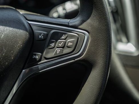 Used 2018 Chevrolet Malibu LS FWD image 23