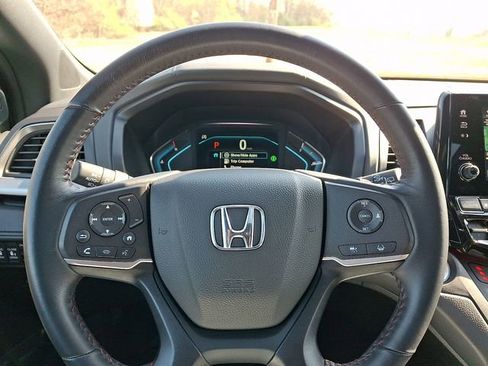 Certified 2024 Honda Odyssey Sport image 19