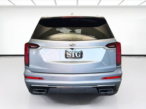 Used 2025 Cadillac XT6 Premium Luxury image 5