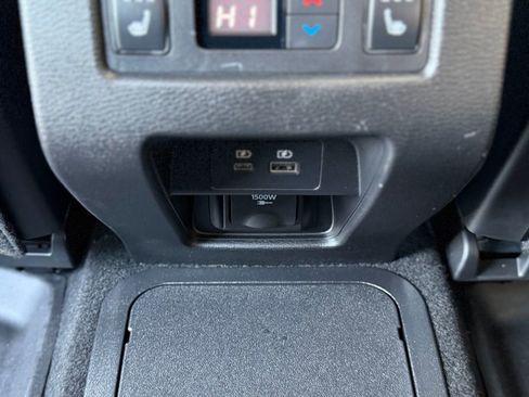 Used 2025 Mitsubishi Outlander SEL Black Edition image 10