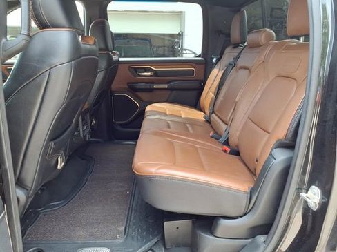 Used 2019 RAM 1500 Laramie Longhorn AWD/4WD image 19