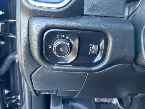 Used 2021 RAM 2500 Tradesman w/ Safety Group image 20