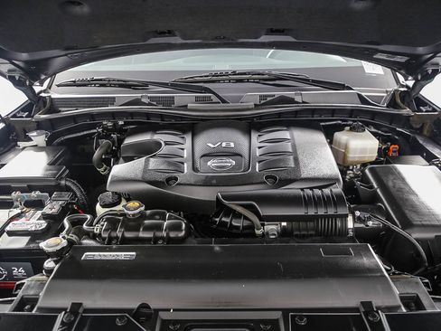 Used 2023 Nissan Armada SL w/ Captain's Chairs Package image 29