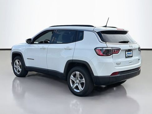 Used 2024 Jeep Compass Latitude w/ Altitude Special Edition AWD/4WD image 6