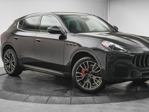 New 2025 Maserati Grecale GT AWD/4WD image 1