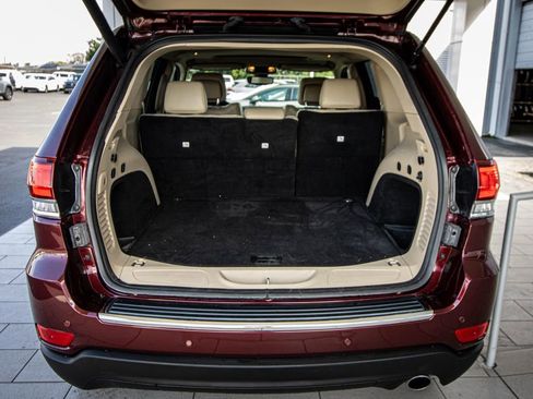Used 2020 Jeep Grand Cherokee Limited image 16