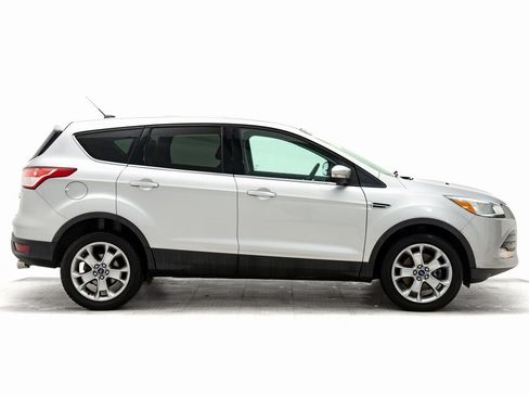 Used 2013 Ford Escape SEL image 2