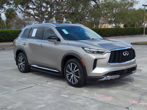 Used 2022 INFINITI QX60 Sensory w/ Vision Package image 3