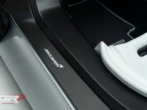 Used 2021 McLaren Elva image 39