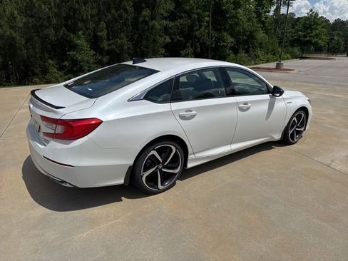 Used 2022 Honda Accord Sport image 10