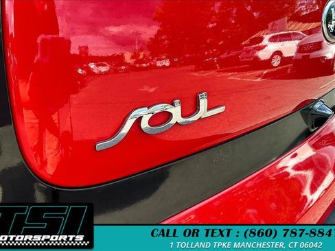 Used 2015 Kia Soul + FWD image 8