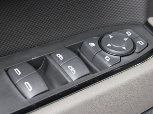 Used 2024 Chevrolet Silverado 1500 ZR2 image 73