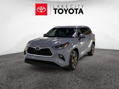 Used 2022 Toyota Highlander Bronze Edition