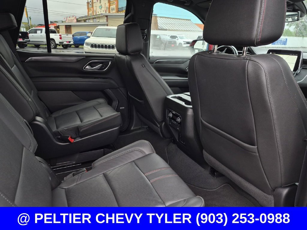 Used 2022 Chevrolet Tahoe RST w/ Luxury Package RWD image 17