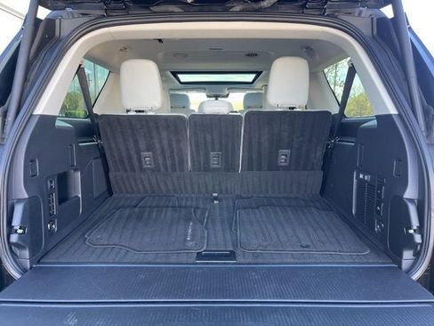 Certified 2025 Ford Expedition Max Platinum AWD/4WD image 12