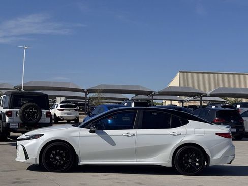 Used 2026 Toyota Camry XSE image 3