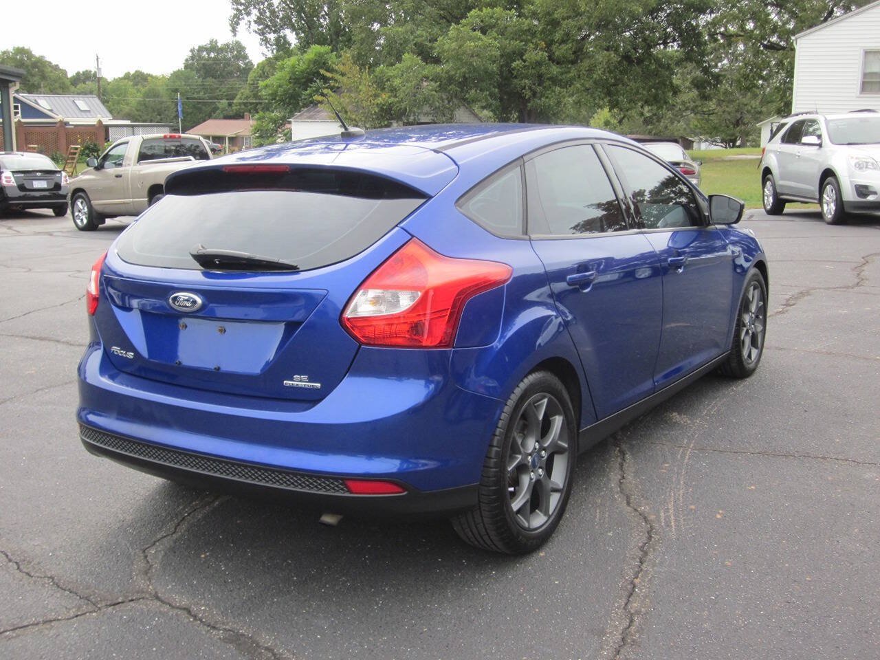 Used 2014 Ford Focus SE w/ Equipment Group 201A FWD image 6