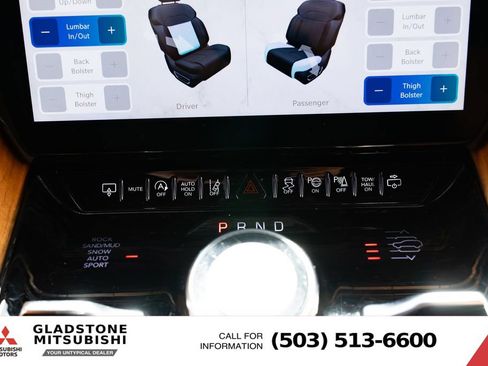 Used 2022 Jeep Grand Wagoneer Series III w/ Rear Seat Video Group 1 AWD/4WD image 18