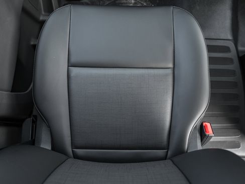 New 2026 Ford Transit 250 148 Medium Roof w/ Load Area Protection Package image 28