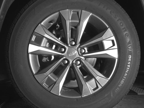 Used 2025 Chevrolet Equinox LT FWD image 12