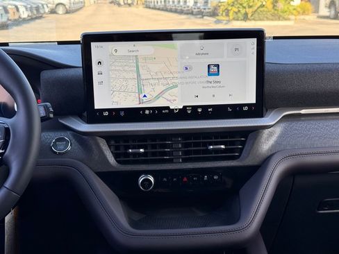 New 2026 Ford Explorer Platinum image 26