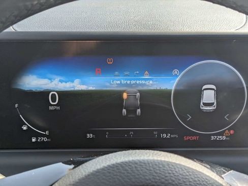 Used 2024 Kia Seltos EX FWD image 29