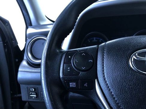 Certified 2018 Toyota RAV4 XLE w/ Plus Extra Value Package AWD/4WD image 27