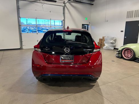 Used 2018 Nissan Leaf SL w/ SL Technology Package image 4