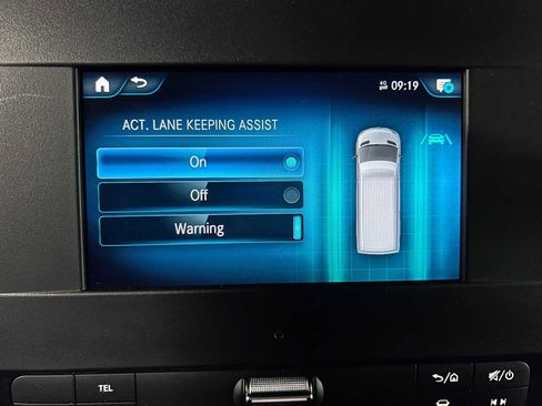 Used 2023 Mercedes-Benz Sprinter 3500 image 28