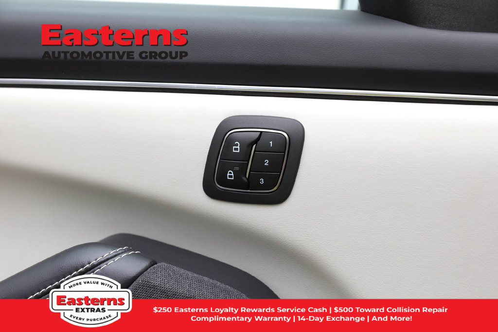 Used 2025 Ford Mustang Mach-E Premium AWD/4WD image 22