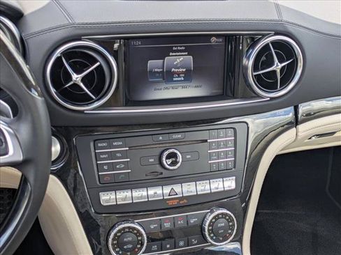 Used 2017 Mercedes-Benz SL 450 image 15