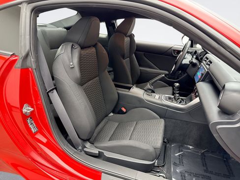 Used 2023 Toyota GR86 image 16