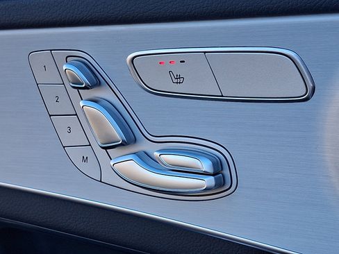 Certified 2023 Mercedes-Benz GLC 300 4MATIC Coupe image 23