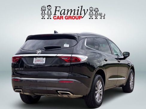 Used 2024 Buick Enclave Essence w/ LPO, Floor Liner Package AWD/4WD image 4
