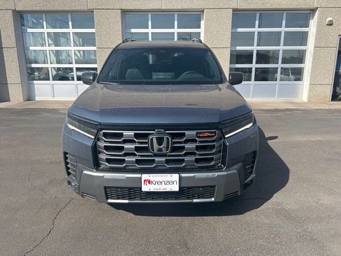 New 2026 Honda Pilot TrailSport image 2