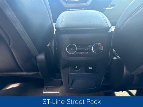 Used 2025 Ford Explorer ST-Line w/ Premium Package RWD image 23